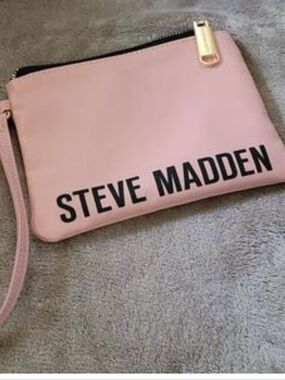 Steve Madden Pink & Black Zip Wristlet Wallet Clutch Purse Small Pouch Bag